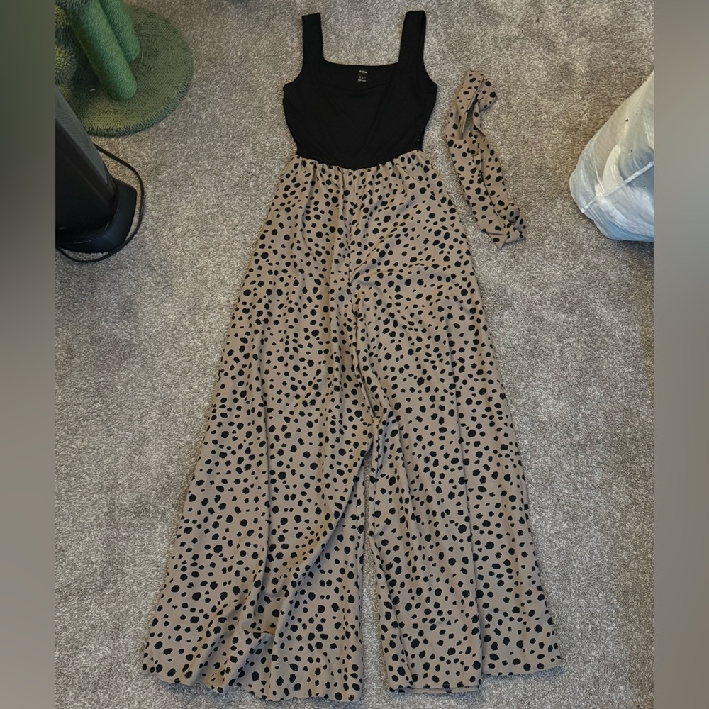 jumpsuit